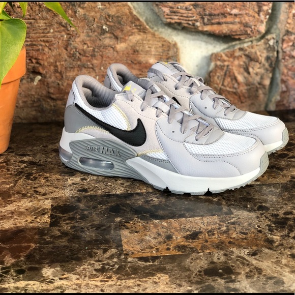 Nike Men's Air Max Excee Running Sneakers - Picture 9 of 13